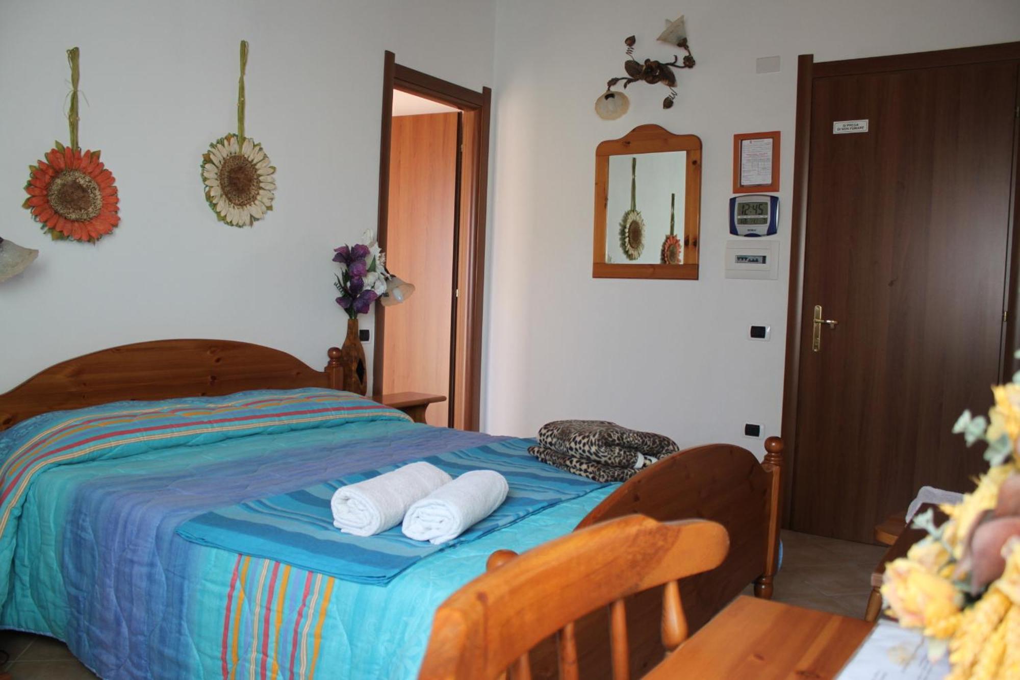B&B Sotto Le Stelle Vacanze Бари Сардо Екстериор снимка