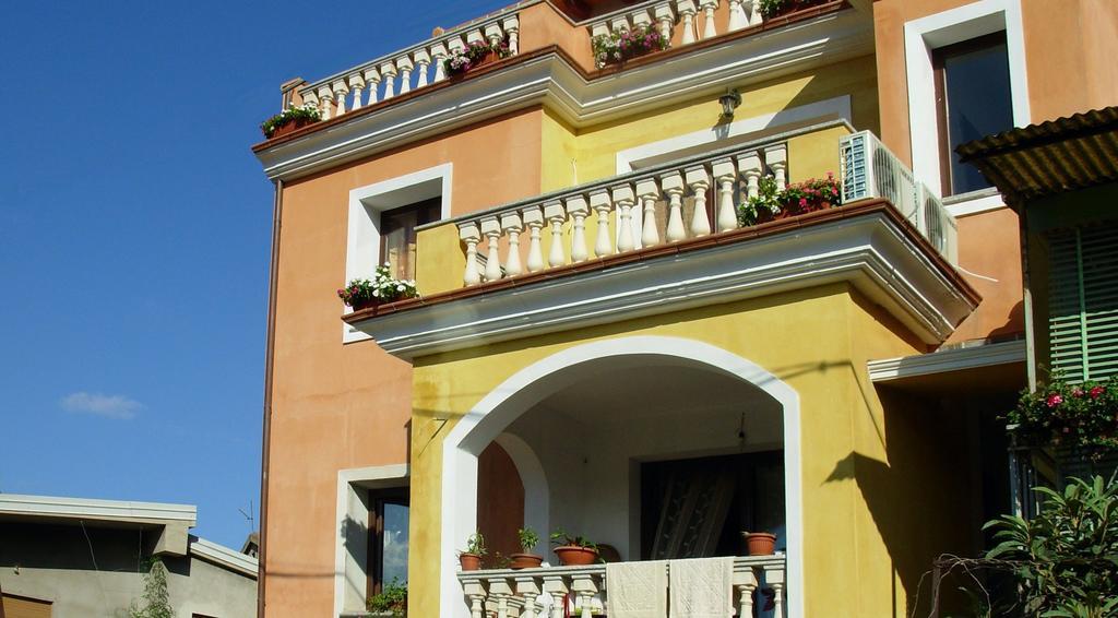 B&B Sotto Le Stelle Vacanze Бари Сардо Екстериор снимка