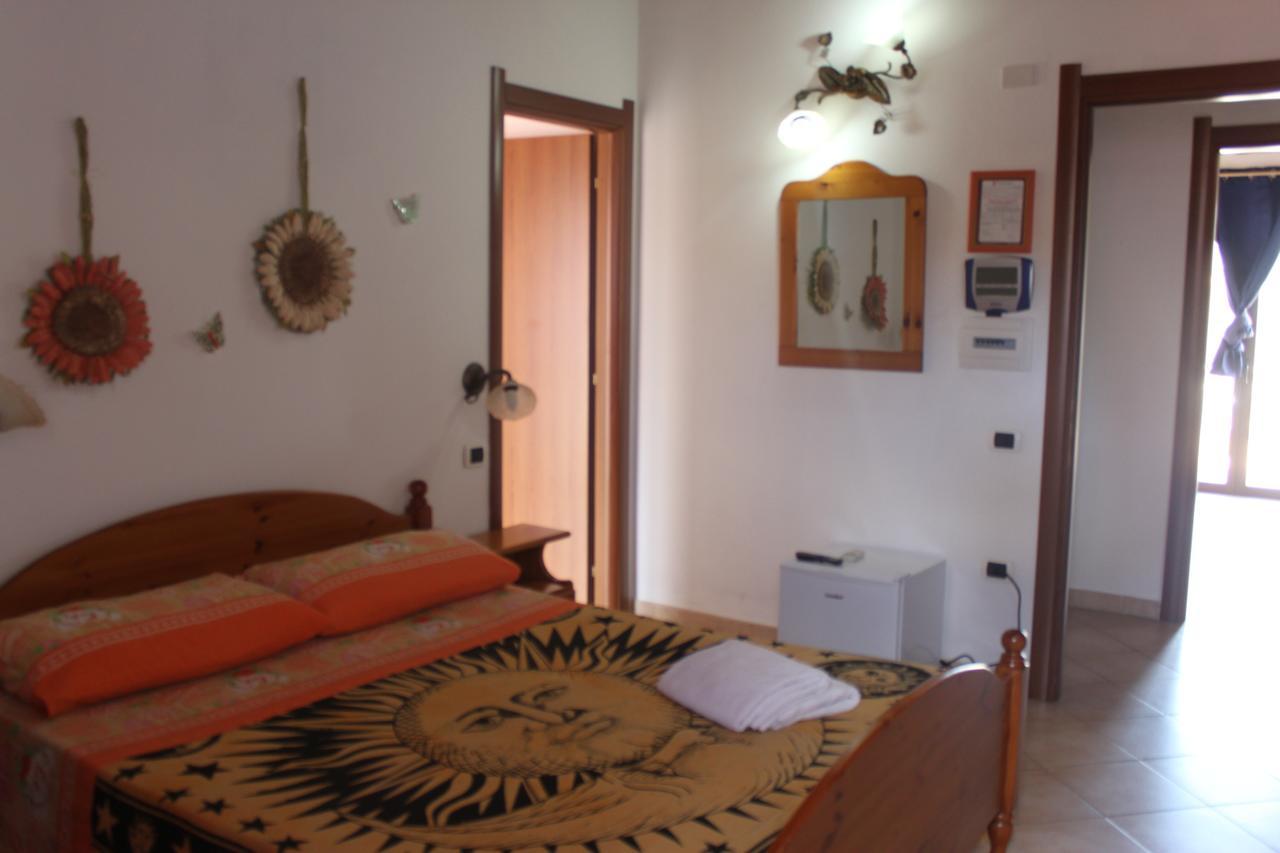 B&B Sotto Le Stelle Vacanze Бари Сардо Екстериор снимка